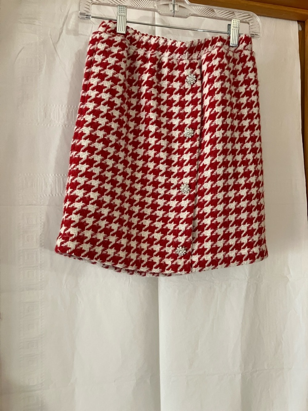 Everyday Chic Boutique Women’s S NWT Snowfall Houndstooth Red Mini Pull on Skirt